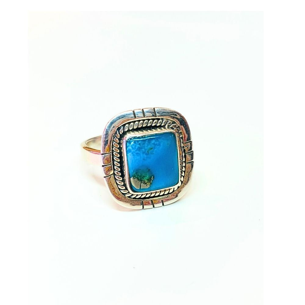 Bague carrée Névada Copper Turquoise et Argent 925 sur fond blanc - Protection - Byartmexbijoux