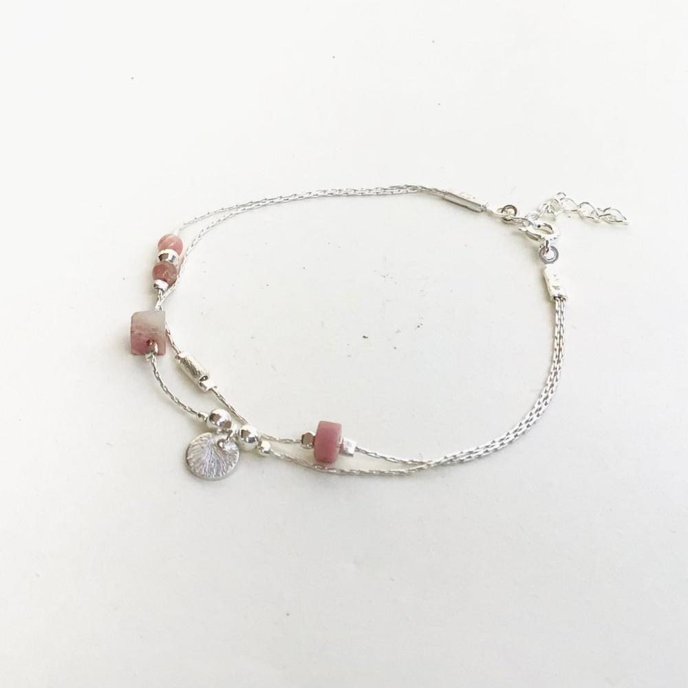 Bracelet artisanal double chaîne en argent, rhodochrosite et quartz rose | Bijoux de créateur