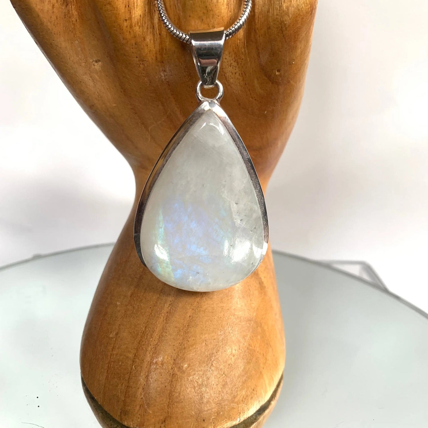 Pendentif Pierre de lune et argent 925 - Élégance Lunaire et Pureté -