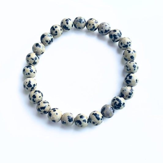 Bracelet Homme Jaspe Dalmatien 8 mm sur fond blanc - Équilibre Émotionnel - Byartmexbijoux