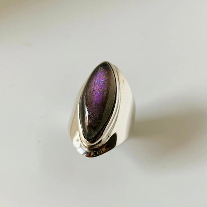 Purple - Bague en Labradorite Violette et Argent 925 - Protection et Élégance Naturelle byartmexbijoux