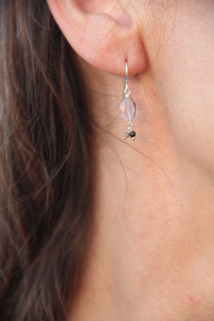 Boucles d’Oreilles Ama en Quartz Rose et Argent 925 - Bijoux Artisanaux avec Pierres Naturelles