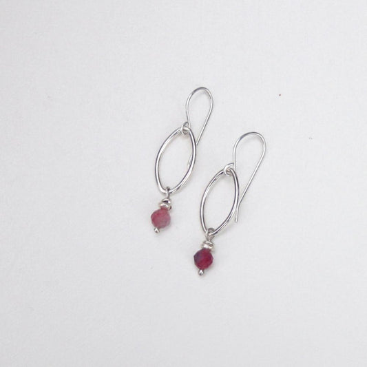 Boucles d'Oreilles Artisanales Lina en Argent et Tourmaline Rose - Élégance et Savoir-Faire