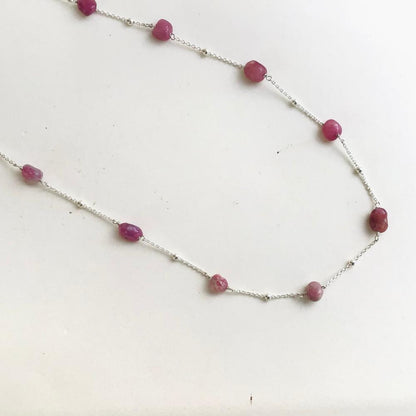 Collier en Chaîne en argent 925 et Tourmaline rose, pierres roulées irrégulières - Byartmexbijoux
