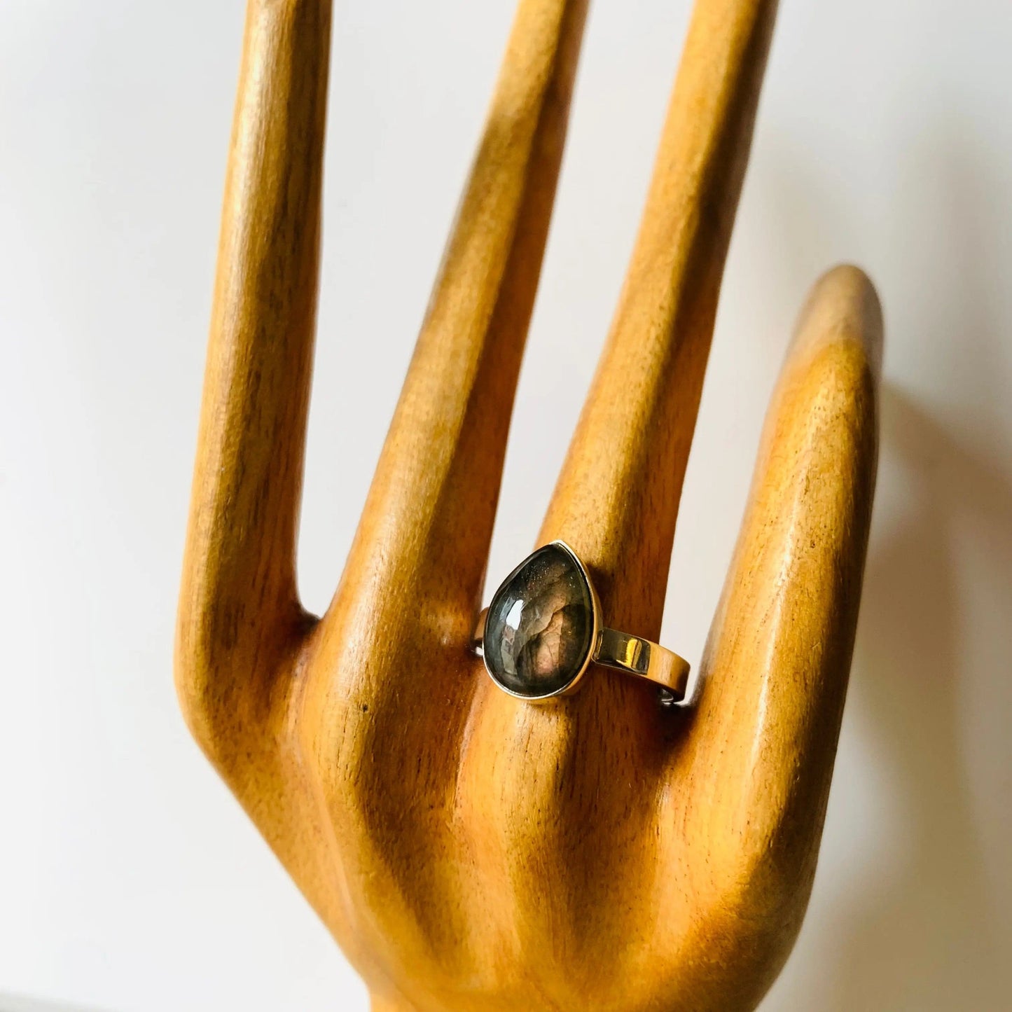 Neptune - Bague en Labradorite Argent 925 - Protection et Élégance 