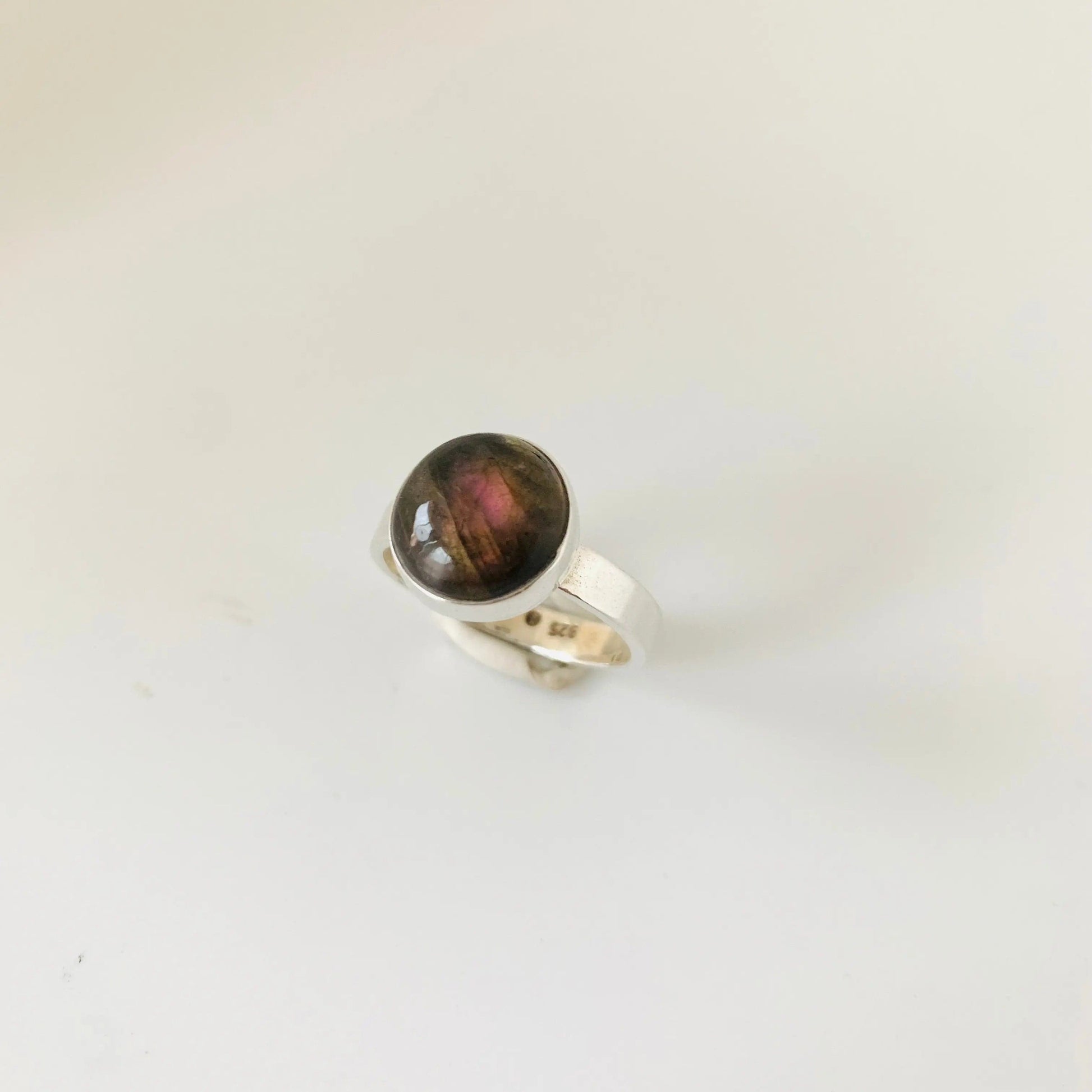 Neptune - Bague en Labradorite Argent 925 - Protection et Élégance 