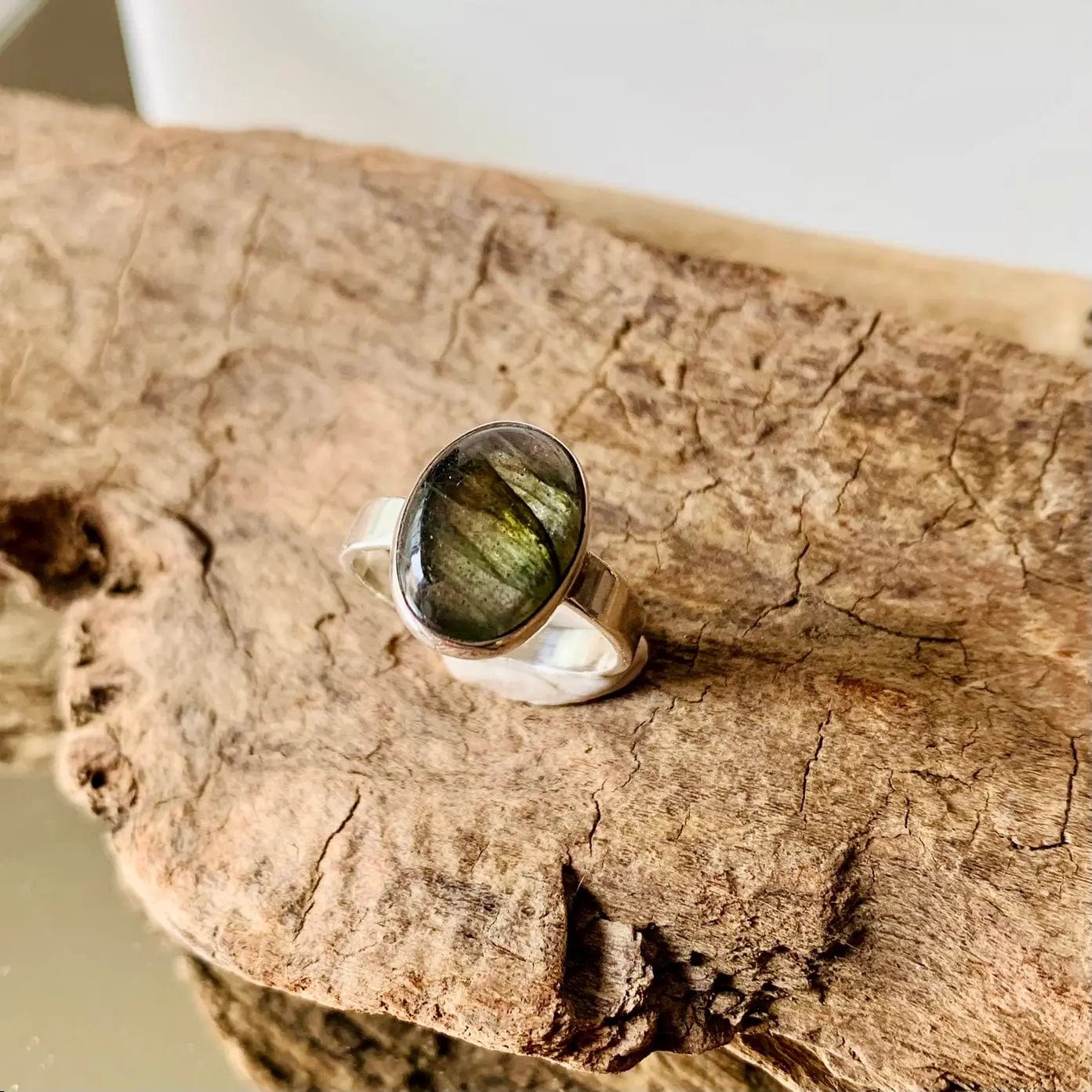 Neptune - Bague en Labradorite Argent 925 - Protection et Élégance 