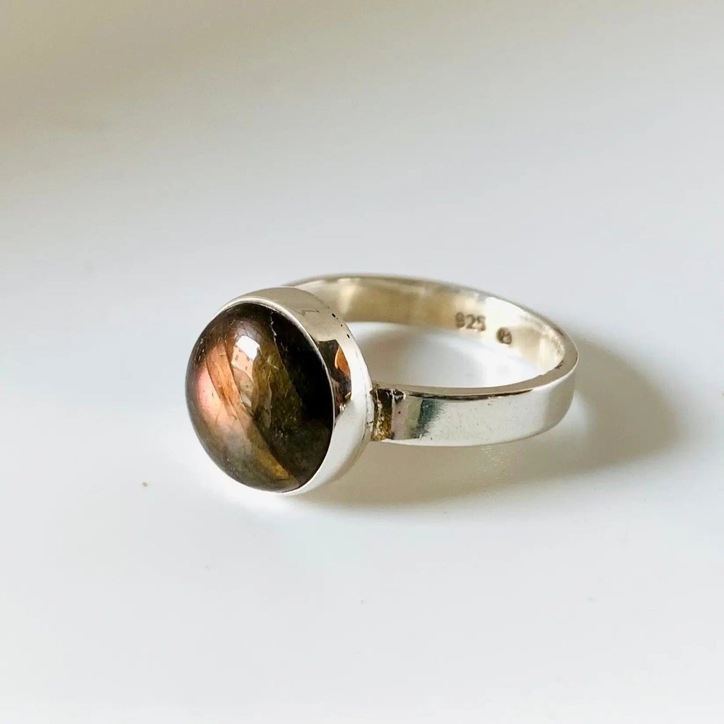 Neptune - Bague en Labradorite Argent 925 - Protection et Élégance 