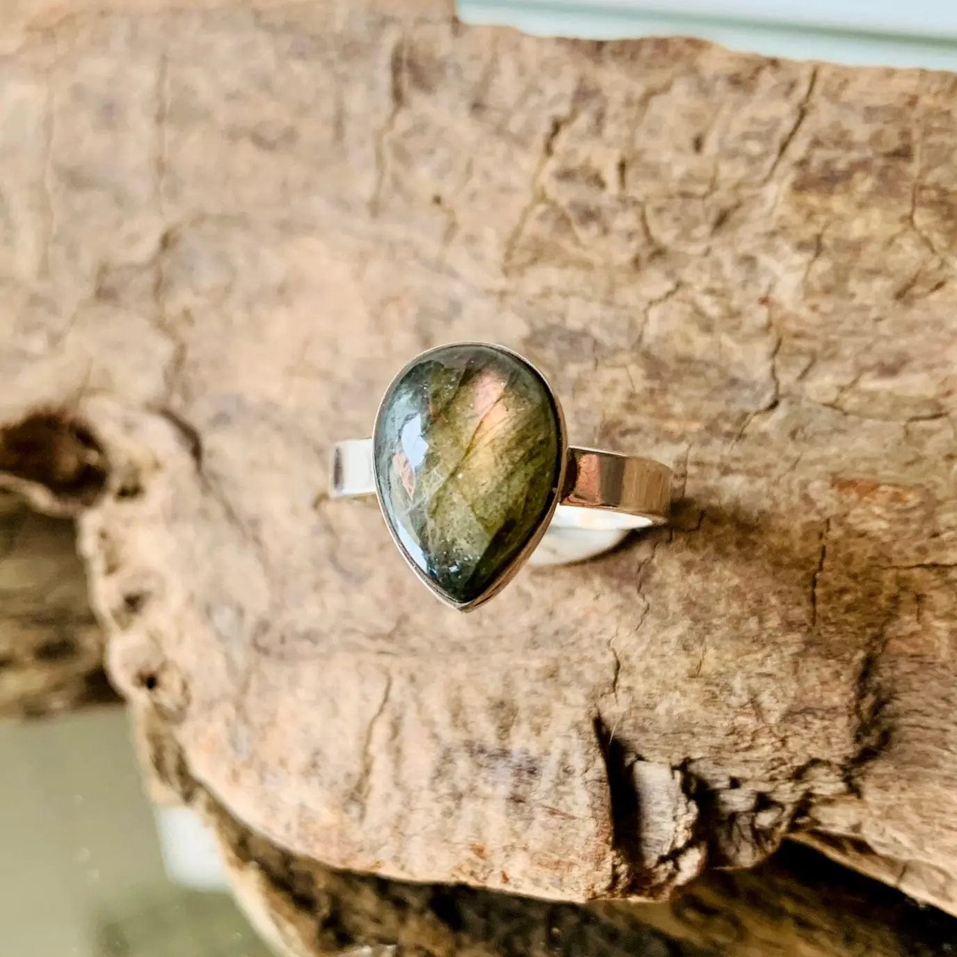 Neptune - Bague en Labradorite Argent 925 - Protection et Élégance 