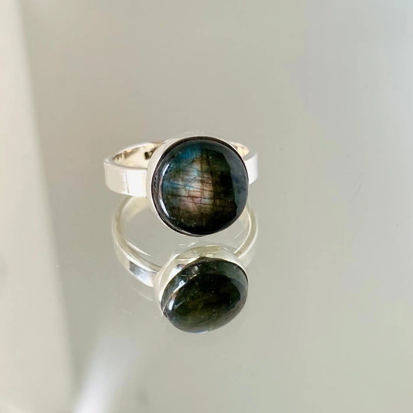 Neptune - Bague en Labradorite Argent 925 - Protection et Élégance  52