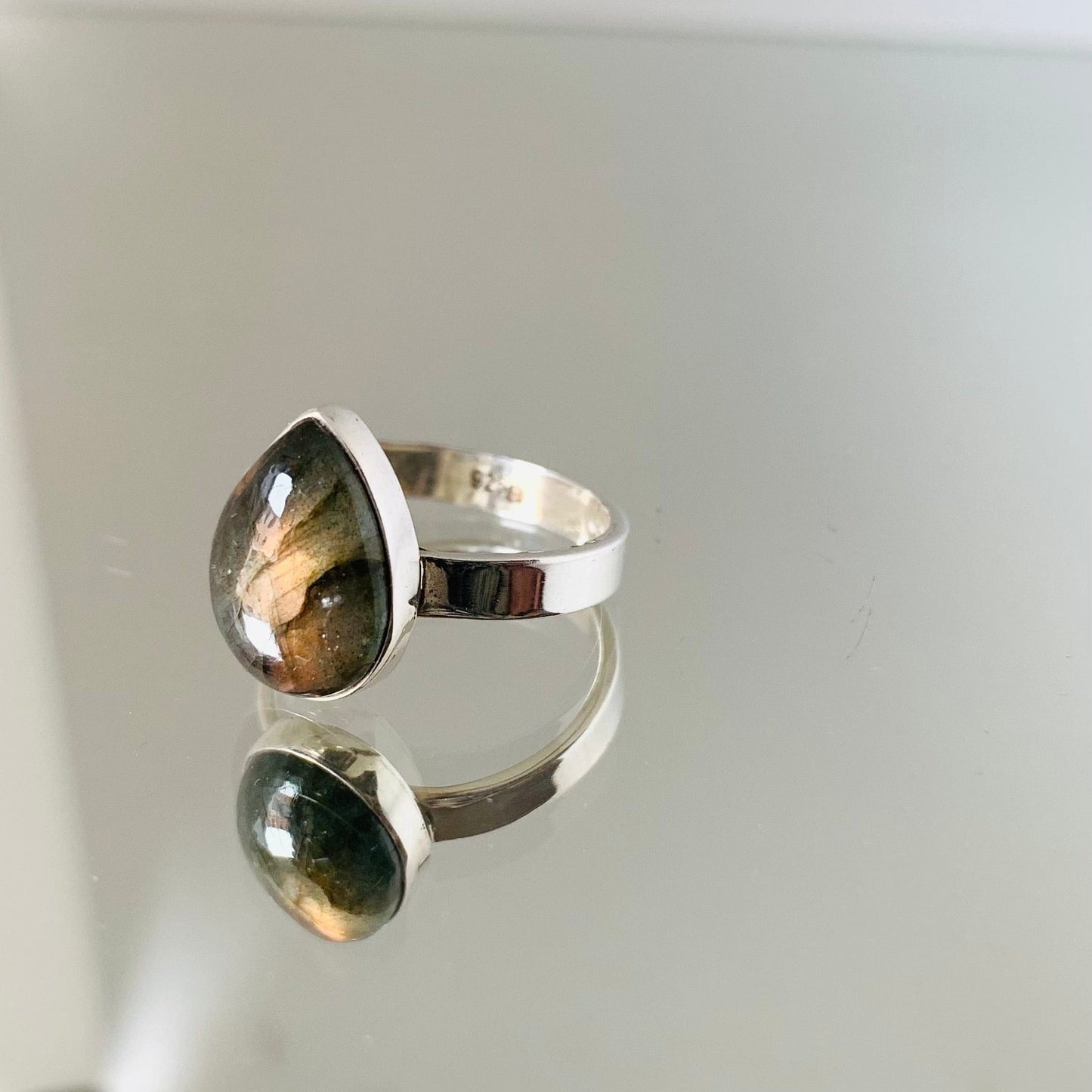 Neptune - Bague en Labradorite Argent 925 - Protection et Élégance  Goutte 53