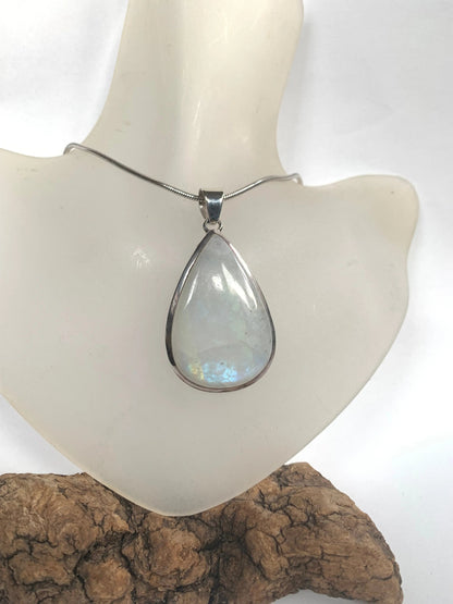 Pendentif Pierre de lune et argent 925 - Élégance Lunaire et Pureté - 